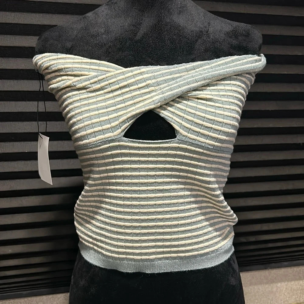 Callahan Knitwear Women Keyhole Twist Front‎ Off the Shoulder Bandeau Sz Lrg NWT